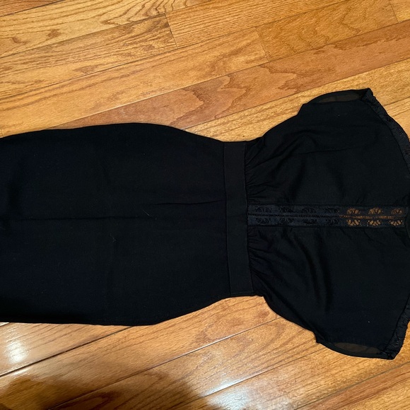 Black dress - Picture 2 of 2